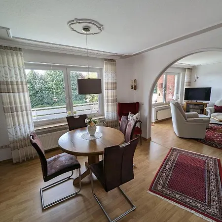 Leni Erstes Og Inkl Balkon Gartenblick Kostenfreier Parkplatz Stadtnah Aber Ruhig Gelegen Meppen